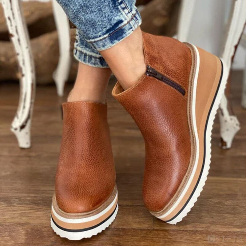 Bota Feminina Chloe FEMININO - CALÇADOS - BOTA CHLOE Dashui Marrom 35 