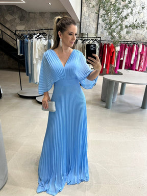 Vestido Amélie Plissé – Sofisticação em Movimento com Decote que Encanta FEMININO - ROUPAS - VESTIDO 6 Dm Stores Azul Claro 38 