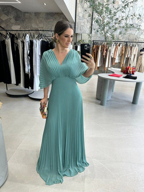 Vestido Amélie Plissé – Sofisticação em Movimento com Decote que Encanta FEMININO - ROUPAS - VESTIDO 6 Dm Stores Verde Menta 38 